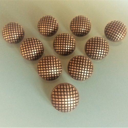 10 boutons ronds 15 mm métal gravé coloris cuivre