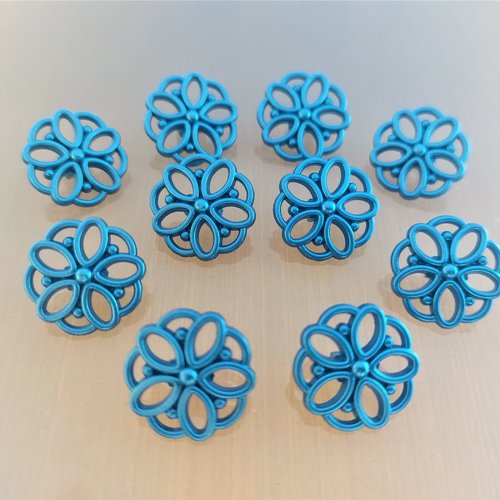 10 boutons fleurs 18 mm plastique coloris bleu