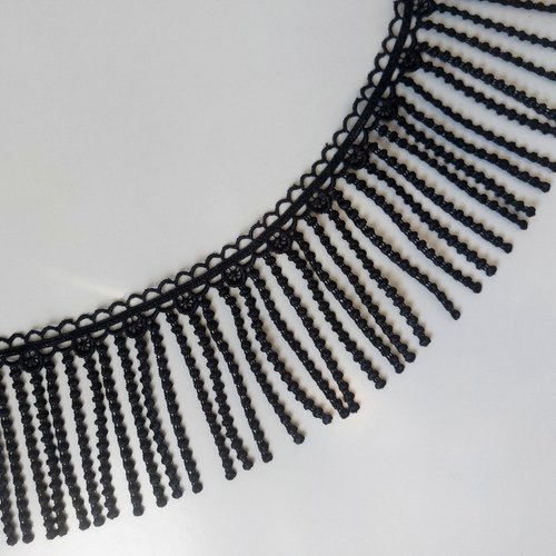 Galon franges dentelle 9,5 cm coloris noir