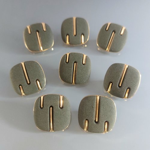 8 boutons carrés 18 mm plastique kaki et doré