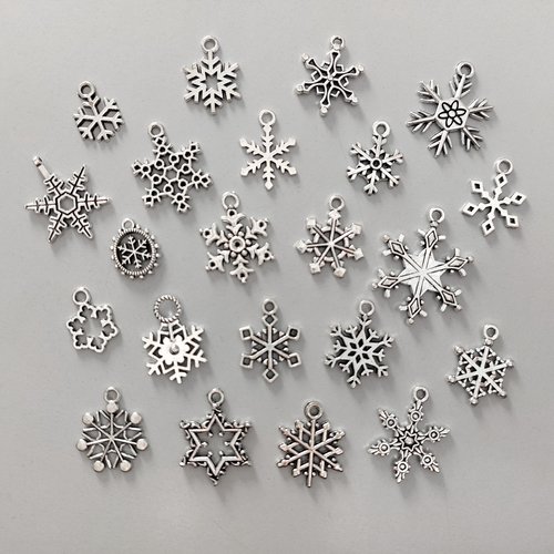 22 breloques flocons de neige noël métal coloris argent