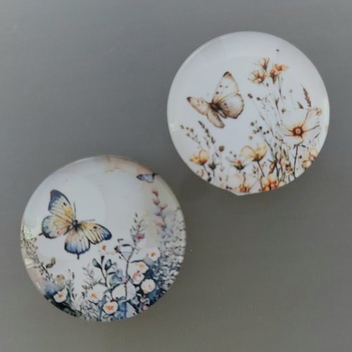 2 cabochons ronds en verre 25 mm motifs fleurs et papillons