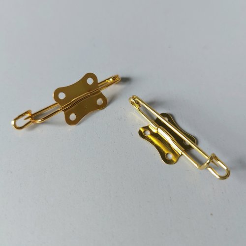 2 épingles supports de broche à garnir 30 mm coloris doré mat
