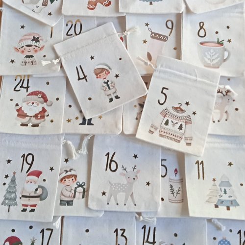 Calendrier de l'avent perpétuel en tissu . 24  pochons pour calendrier de l'avent sur le thème boho