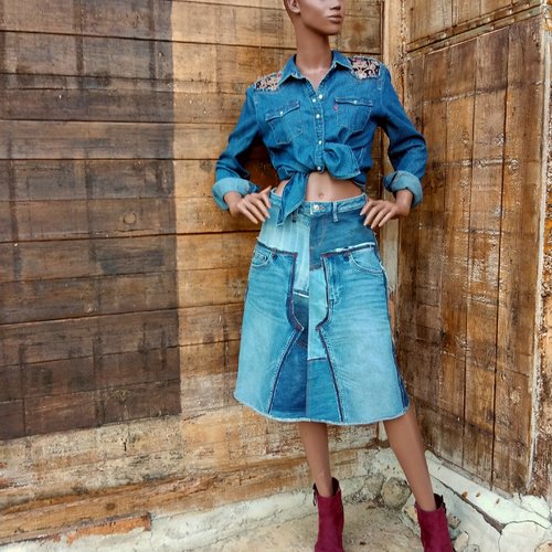 Patchwork blue jeans - jupe mi-longue en jeans