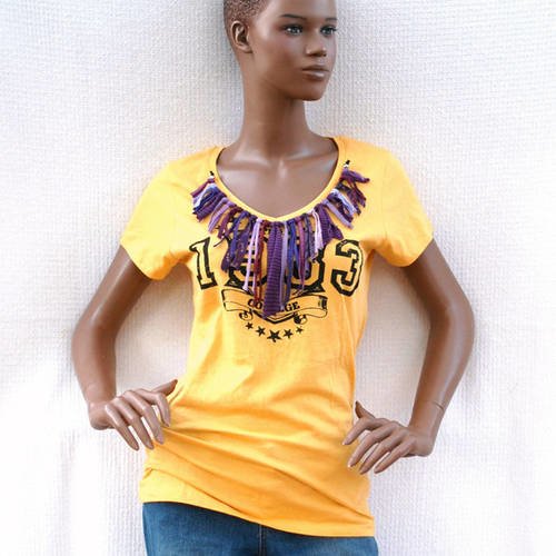 College girl -t-shirt long customisé à franges