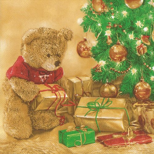 Serviette papier ourson devant ses cadeaux