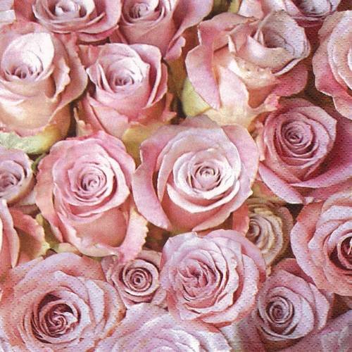 Serviette tapis de roses rose pâle saumon 