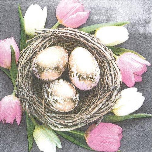 Serviette papier les oeufs dans le nid couronne de tulipes