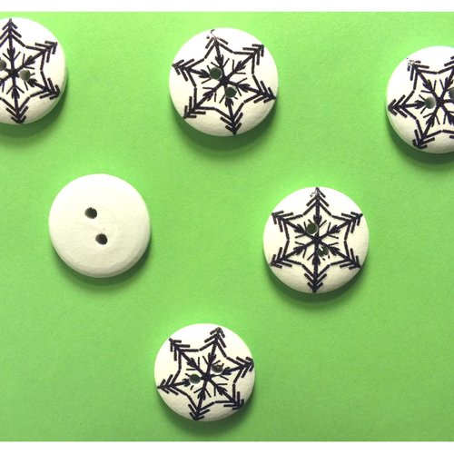 Lot 6 boutons bois : rond flocon noir 18mm (03)