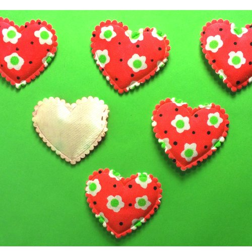 Lot 6 appliques tissu : coeur motif fleur rouge 35*30mm