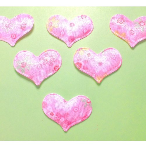 Lot 6 appliques tissus  : coeur rose clair fleuri 34*25mm