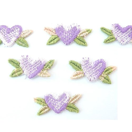 Lot 6 appliques tissus :  coeur mauve/blanc/vert 27*14mm