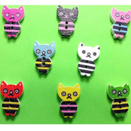 Lot 8 boutons bois : chat multicolore 16*11mm