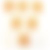Lot 6 boutons bois : rond motif fraise 15mm (01)