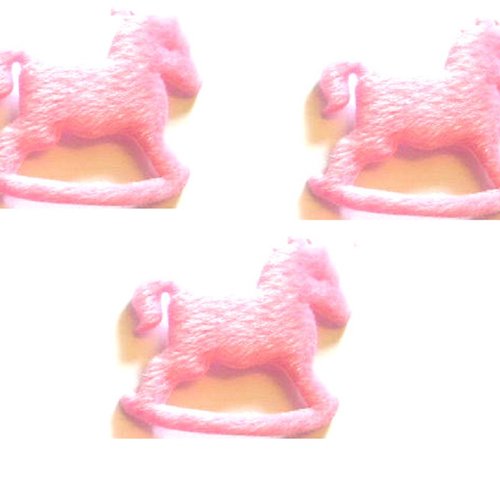 Lot 3 appliques tissus : cheval bascule polaire rose 5*5cm