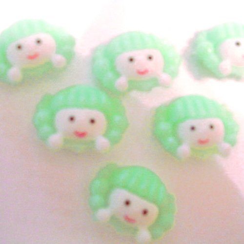 Lot 6 boutons acryliques : fille verte 22*17mm (01)