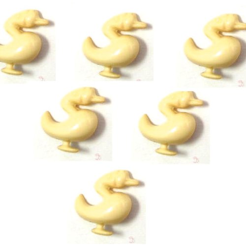 Lot 6 boutons acryliques : cygne ecru 16*15mm