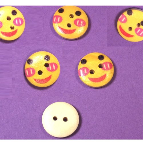 Lot 6 boutons bois : rond motif visage rigolo 15mm (05)
