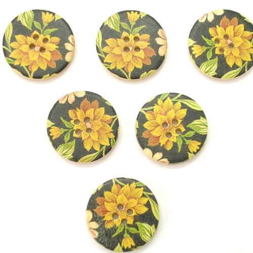 Lot 6 boutons bois : rond motif fleur 30mm (10)
