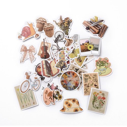 Lot 50 stickers  thème divers  dimension de  6 à 8cm