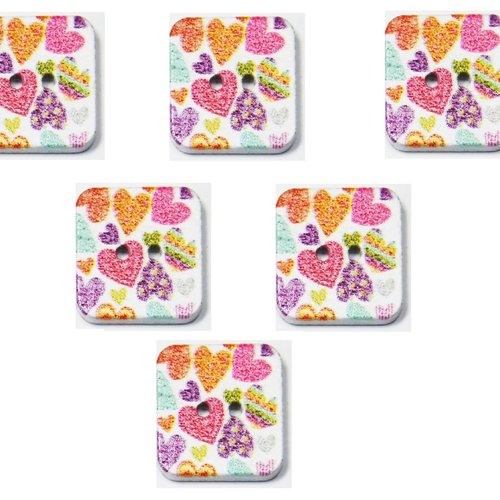 Lot 6 boutons bois : carré motif coeur 15mm (01)