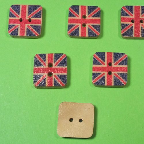 Lot 6 boutons bois : carré motif fantaisie 15mm (28)