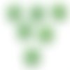 Lot 6 boutons bois : fleur verte 15mm (11)