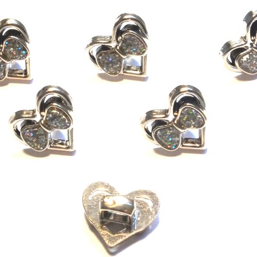 Lot 6 boutons acryliques : coeur et noeud papillon transparent brillant 14*13mm