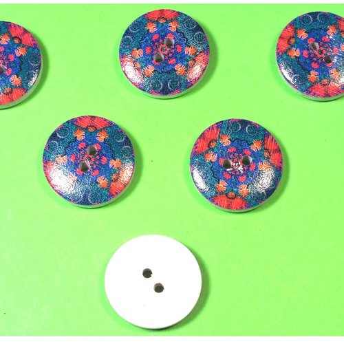 Lot 6 boutons bois : rond motif fantaisie 20mm (02)