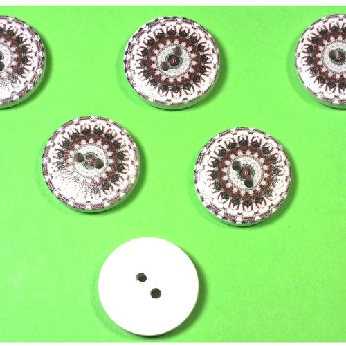 Lot 6 boutons bois : rond motif fantaisie 20mm (08)