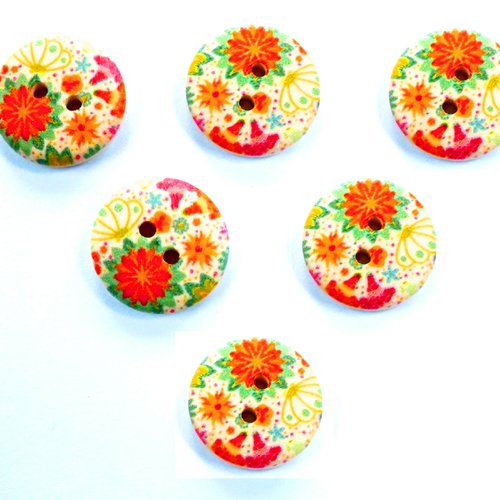 Lot 6 boutons bois : rond motif fleur 18mm (03)