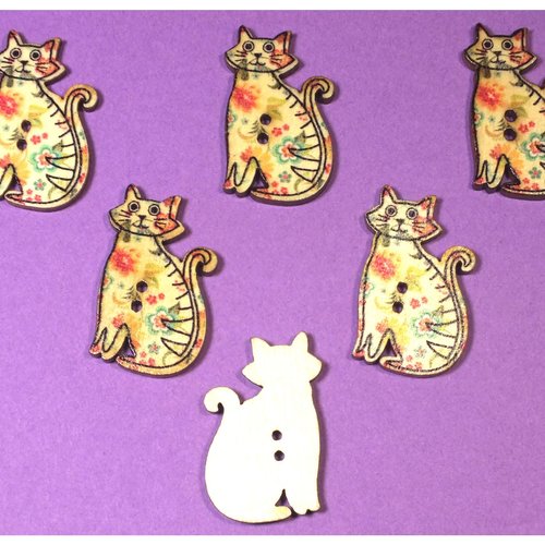Lot 6 boutons bois : chat 30*18mm (12)