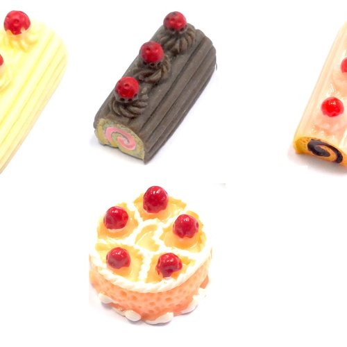 Miniature resine : lot 4 parts de gateaux differents (01)