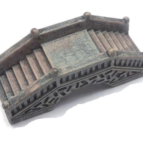 Miniature resine : pont marron 5*2cm (06)