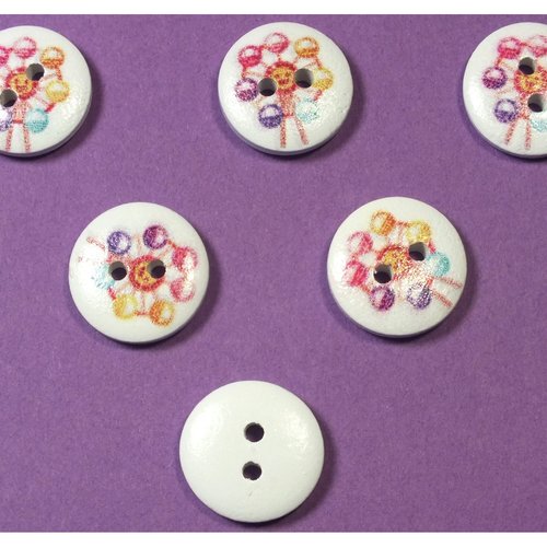 Lot 6 boutons bois : rond thème fête forraine 15mm (05)