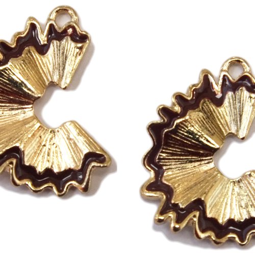 Lot 2 breloques/charms metal dores : copeau de crayon 26*20mm