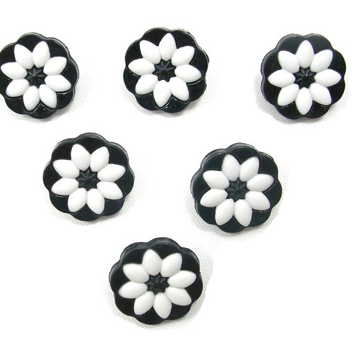 Lot 6 boutons acryliques : marguerite blanche/noire 17mm