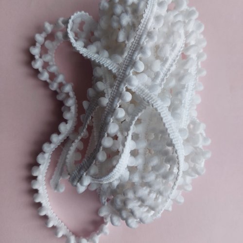 Galon pompon  blanc