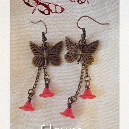 Boucles d'oreille en bronze et perles fleurs "papillons" 