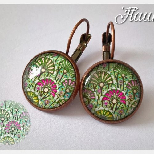 Boucles d'oreille cabochons "fleurs psychédéliques"