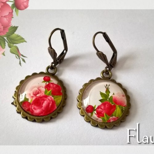 Boucles d'oreille cabochons "pivoines"