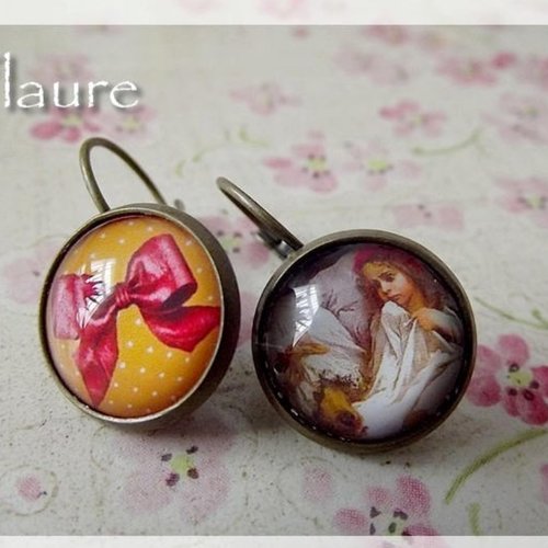 Boucles d'oreille  "grand mère, que vous avez de grands bras..."