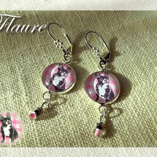 Boucles d'oreille cabochons argentées "dog"