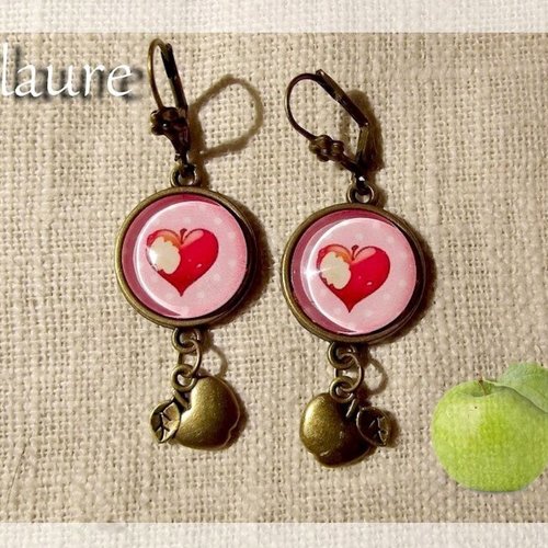 Boucles d'oreille cabochons "pomme d'amour i"