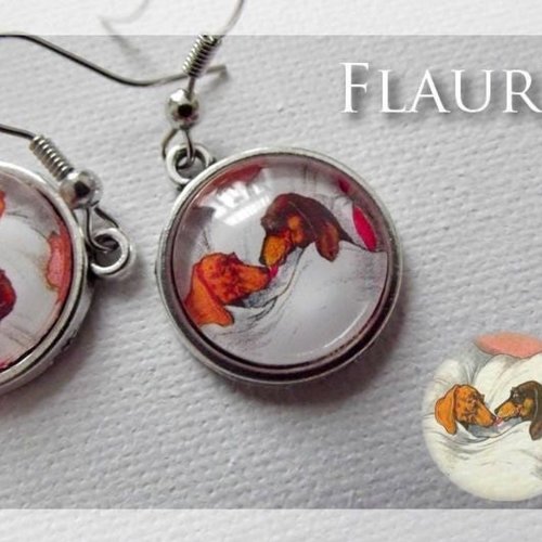 Boucles d'oreille argentées et cabochons "chiens amoureux"
