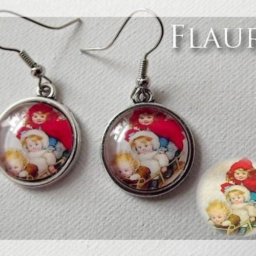 Boucles d'oreille argentées et cabochons "noel"