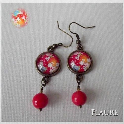 Boucles d'oreille cabochons "fleurs pays du soleil levant"