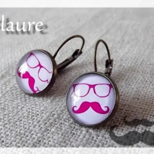 Boucles d'oreille dormeuses "mister moustache pink"