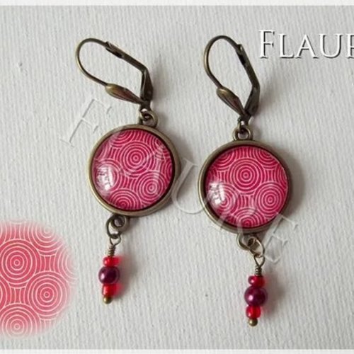 Boucles d'oreille cabochons " spirales rouges"